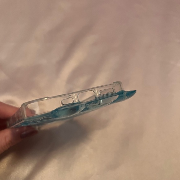 Sea shell iPhone 13 case light blue clear glitter - Picture 6 of 8